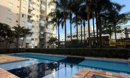 Fatto club de 52m2 com suíte, vaga de garagem em uma ótima localização!