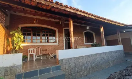 Casa com 3 quartos à venda na Rua dos Faveiros, 22222, Jardim dos Pinheiros, Atibaia