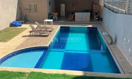Casa com Piscina à venda no Jardim dos Pinheiros em Atibaia/SP
