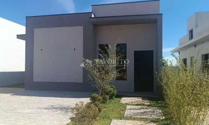 Casa Térrea em Condomínio no Jardim Estancia Brasil em Atibaia/SP