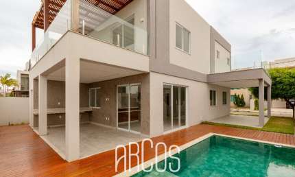 Casa no Condomínio Fragatta, duplex com 4 quartos e piscina