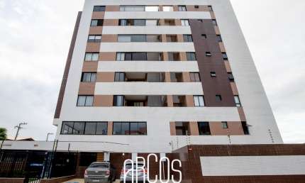Apartamento no Edifício Construtor Jesuíno Maciel, na Atalaia, 3 quartos