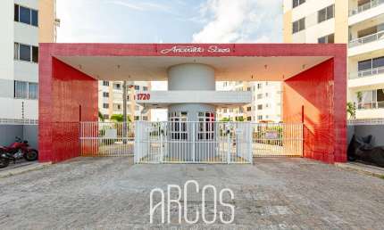 Apartamento no Condomínio Ariovaldo Souza, Aruana, 2 quartos, 70m²