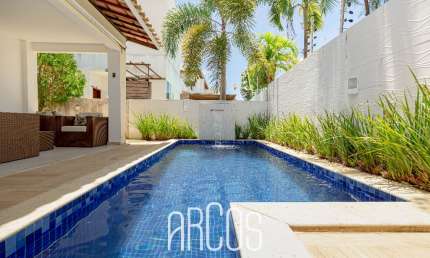 Casa na Aruana, duplex no Condomínio Fragatta com 4 quartos sendo 2 suítes, 283m²