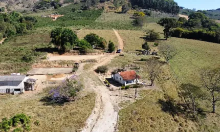 Chácara / sítio com 2 quartos à venda no Centro, Albertina 