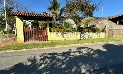 Chácara / sítio com 3 quartos à venda na Praça dos Andradas, Zona Rural, Jacutinga