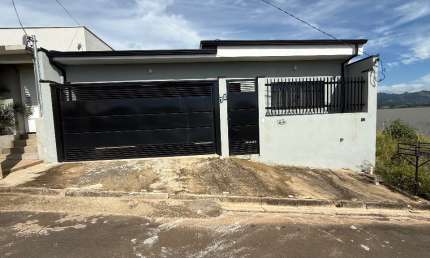 Casa com 4 quartos à venda na Praça dos Andradas, 01, Nova Jacutinga, Jacutinga