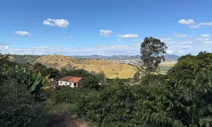 Chácara / sítio com 2 quartos à venda na Praça dos Andradas, Zona Rural, Jacutinga
