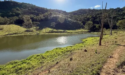 Chácara / sítio com 2 quartos à venda na Praça dos Andradas, Zona Rural, Jacutinga