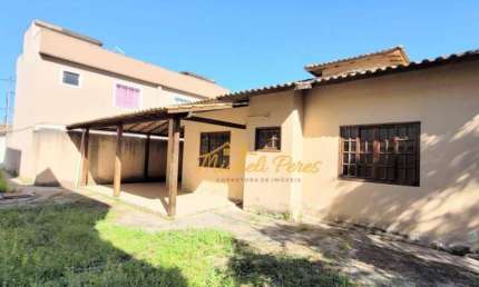 Excelente casa linear independente com quintal, 2 quartos à venda, 100 m² - Village Rio das Ostras - Rio das Ostras/RJ