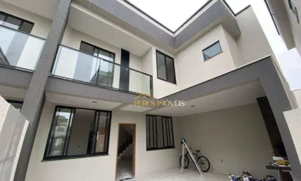 ULTIMA UNIDADE de Casa Alto Padrão com 3 suites à venda, 140 m² por R$ 630.000 - Ouro Verde - Rio das Ostras/RJ