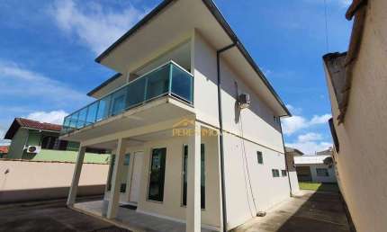 Excelente casa duplex alto padrão em terreno inteiro com 4 quartos, 283 m² - venda ou aluguel - Mar y Lago/Terra Firme - Rio das Ostras/RJ
