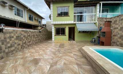 Excelente casa 02 suites, piscina, localização privilegiada. Marileia / Rio das Ostras. RJ.