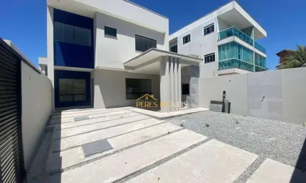 MORE A 50 METROS DA PRAIA em Casa de Alto Padrão com 3 Suites à venda, 130 m² por R$ 820.000 - Costazul - Rio das Ostras/RJ