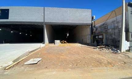 ULTIMO GALPÃO para alugar, 300 m² por R$ 15.000/mês - Ouro Verde - Rio das Ostras/RJ