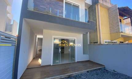 Casa com 2 dormitórios à venda, 70 m² por R$ 320.000,00 - Extensão Serramar - Rio das Ostras/RJ