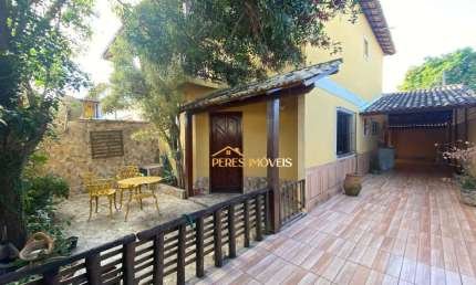 Casa com 3 dormitórios para alugar, 144 m² por R$ 3.280,83/mês - Jardim Mariléa - Rio das Ostras/RJ