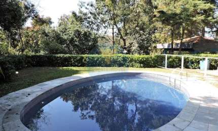 Casa em condomínio fechado com 6 quartos para alugar na Estrada Aldeinha, 1498, Granja Viana, Carapicuíba, 550 m2 por R$ 12.000
