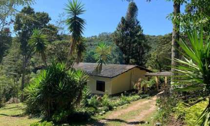 Chácara / sítio com 3 quartos à venda na Estrada Municipal da Cachoeira, 9497, Cachoeira, Cotia, 340 m2 por R$ 1.190.000