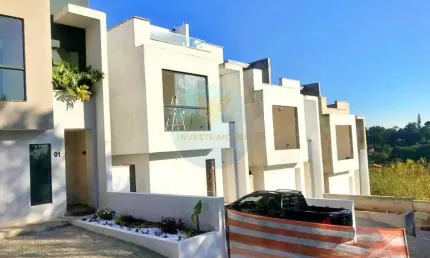 Casa em condomínio fechado com 3 quartos à venda na Estrada Morrinhos, 230, Granja Viana, Carapicuíba