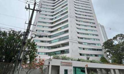 Apartamento com aproximadamente 200m2, 4 quartos sendo 2 Suítes, 3 Vagas!