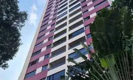 Apartamento com aproximadamente 160m2, 3 Quartos sendo 2 Suítes, com área de lazer!