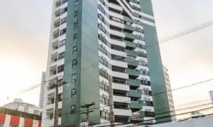 Apartamento com aproximadamente 130m2, 4 Quartos sendo 2 suítes, 2 Vagas!
