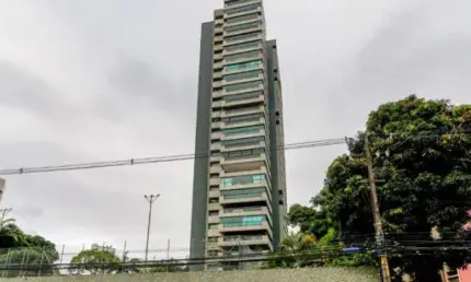 Apartamento com 4 Quartos sendo 4 suítes 5 banheiros 5 vagas!