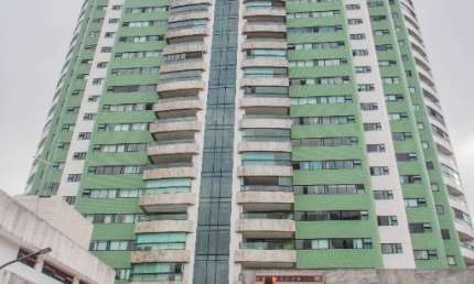 Apartamento com 200m², 4 quartos sendo  4 suítes, 3 vagas!