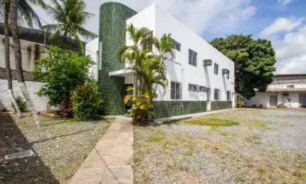 Prédio / Casa comercial a venda em Boa Viagem, 15 vagas de garagem!