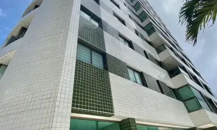 Apartamento com aproximadamente 130m2, 4 Quartos sendo 2 suítes!