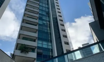 Apartamento com aproximadamente 210m2, 4 Suítes, espaço gourmet!