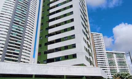 Apartamento com aproximadamente 80m2, 3 Quartos sendo 1 Suíte, 2 Vagas!