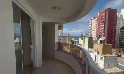 Apartamento á venda com vista mar em balneário camboriú