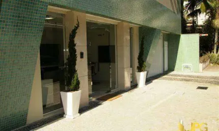 Sala comercial á venda no centro de balneário camboriú