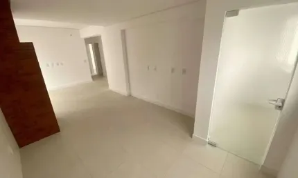 Apartamento para alugar anual no centro de Balneário Camboriú