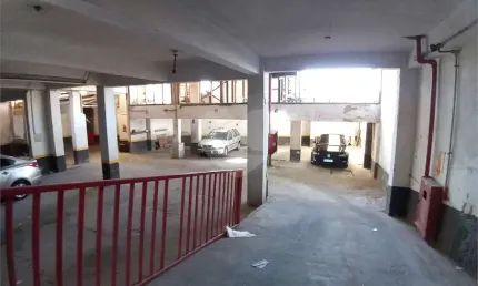 Prédio à venda na Avenida Imirim, Imirim, São Paulo