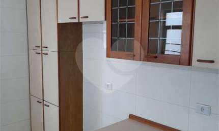 Apartamento com 3 quartos à venda em Vila Olímpia - SP