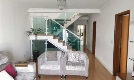 Sobrado com 4 quartos à venda em Vila Nova Cachoeirinha - SP
