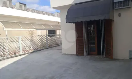 Sobrado com 2 quartos à venda ou para locação em Alto Da Lapa - SP