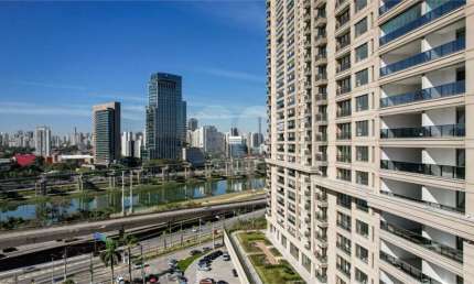 Apartamento com 4 quartos à venda em Real Parque - SP