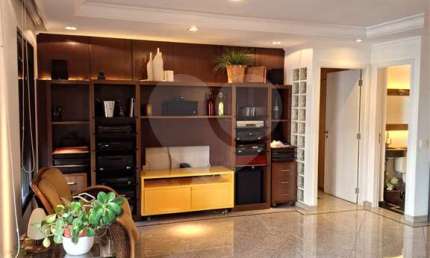 Apartamento com 3 quartos à venda em Real Parque - SP