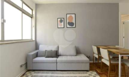 Apartamento com 4 quartos à venda em Aclimação - SP