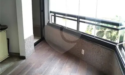 Apartamento com 3 quartos à venda em Jardim Europa - SP