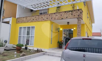 Casa com 3 quartos à venda na Rua Guanás, Vila Sônia, São Paulo