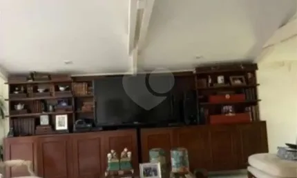 Casa térrea com 4 quartos à venda ou para locação em Jardim Guedala - SP