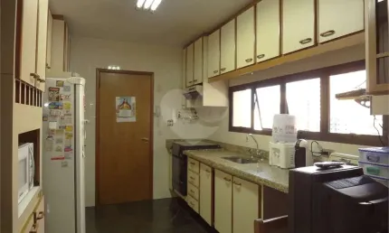 Apartamento com 3 quartos à venda em Vila Carrão - SP