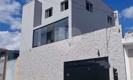 Sobrado com 2 quartos à venda ou para locação em Piqueri - SP