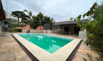 Sobrado com 4 quartos à venda em Jardim São Bento - SP