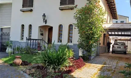 Condomínio com 3 quartos à venda em Alphaville - SP
